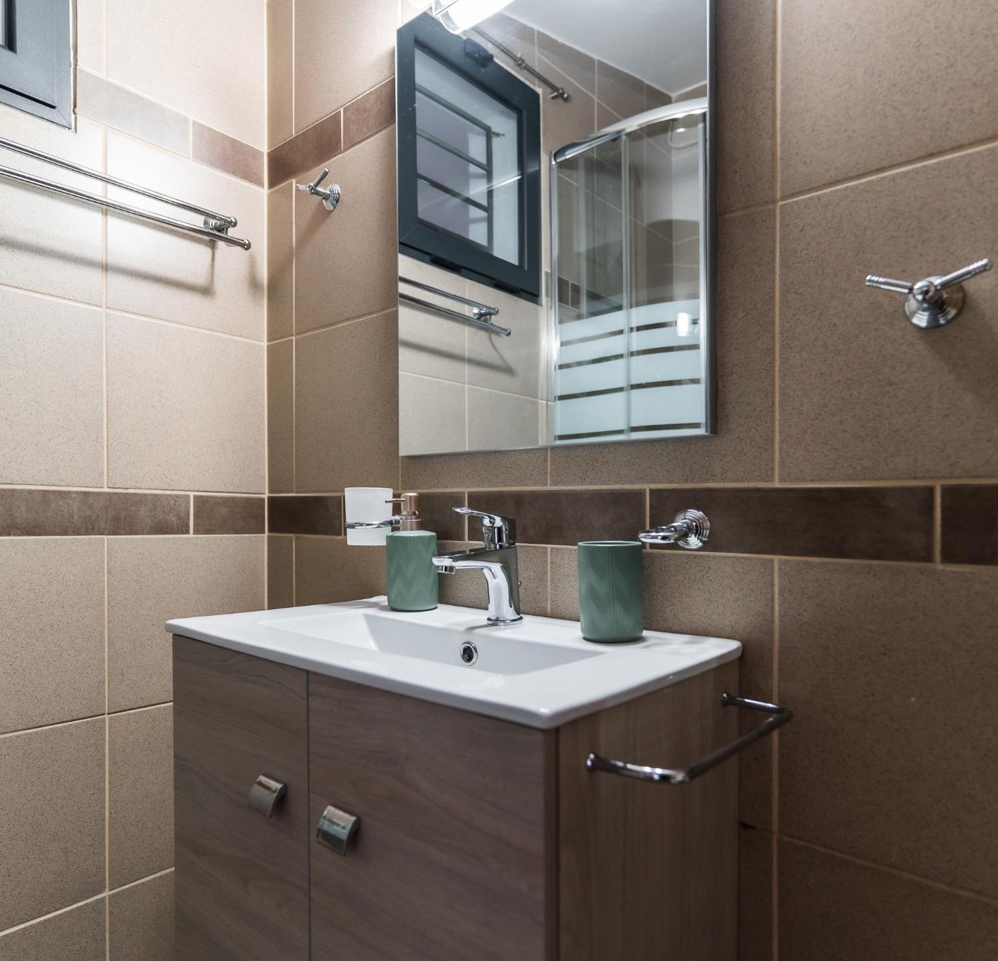 Gkr Luxury Apartments Atenas Exterior foto