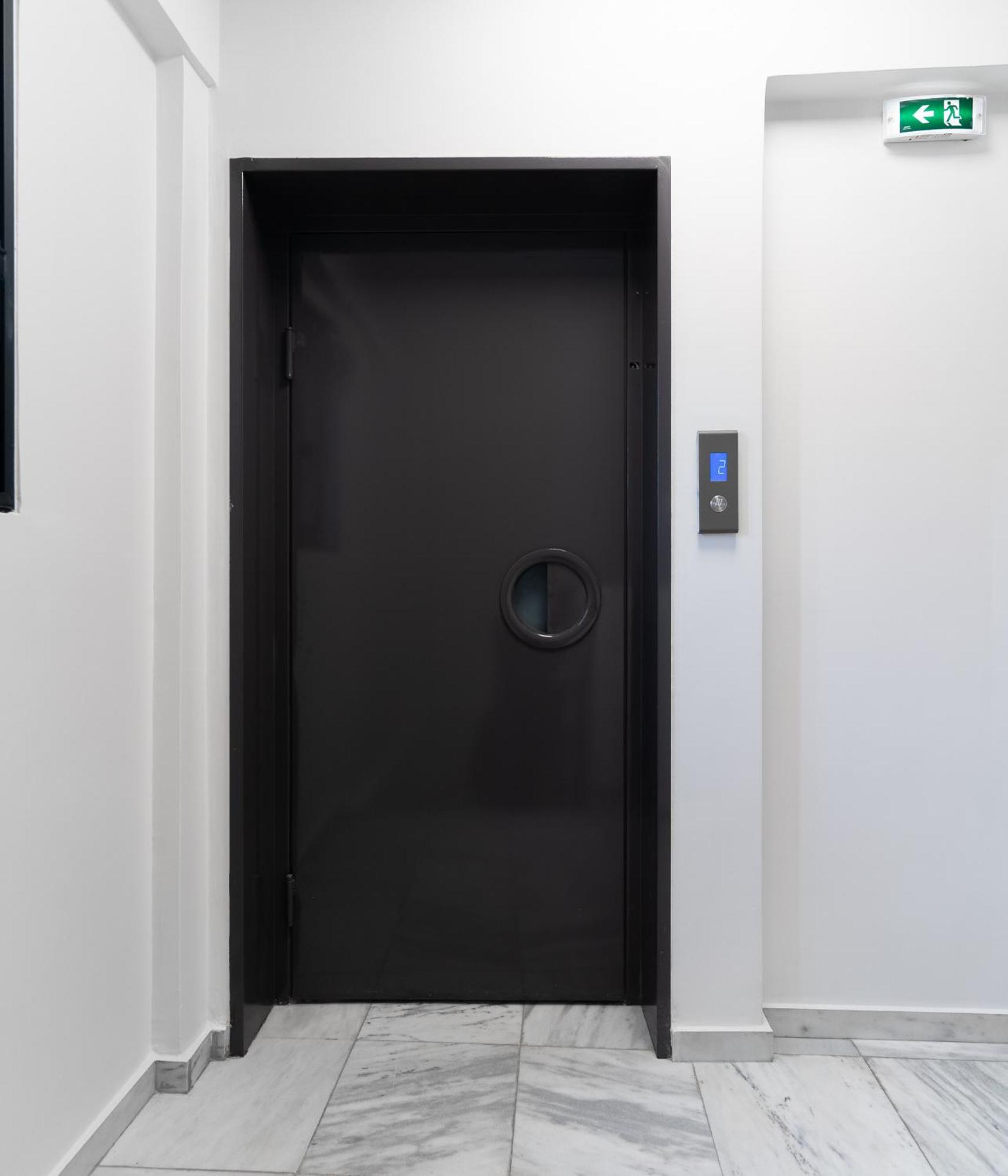 Gkr Luxury Apartments Atenas Exterior foto