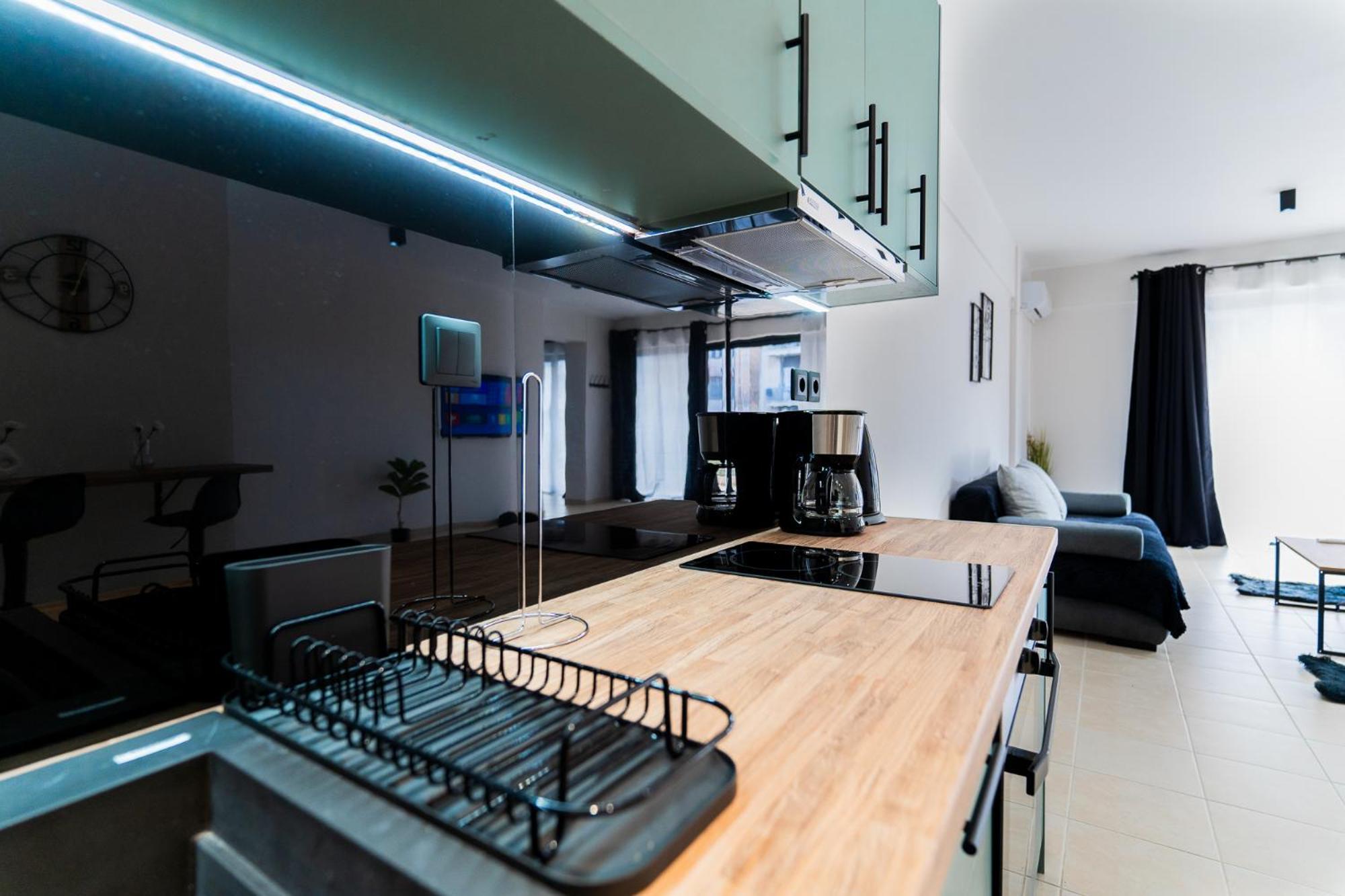Gkr Luxury Apartments Atenas Exterior foto