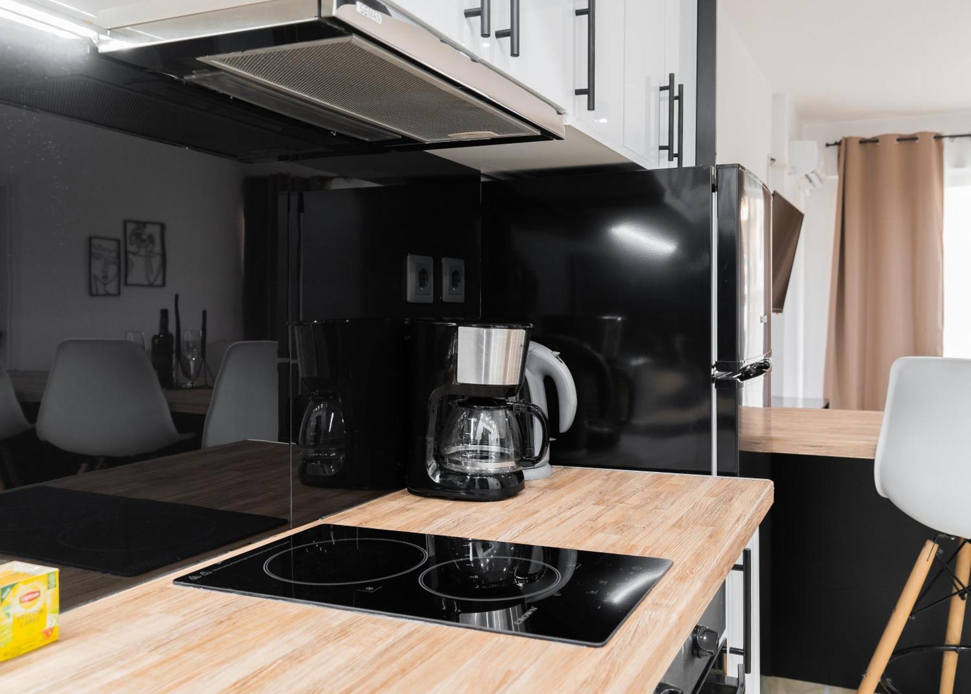 Gkr Luxury Apartments Atenas Exterior foto